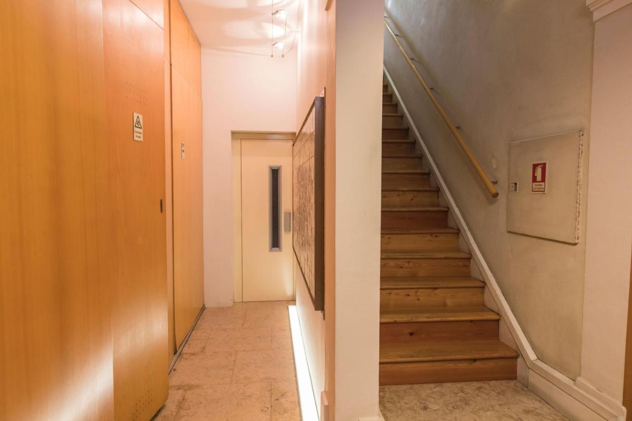 Lovelystay - Downtown Cosy Wonder Lisboa Eksteriør billede